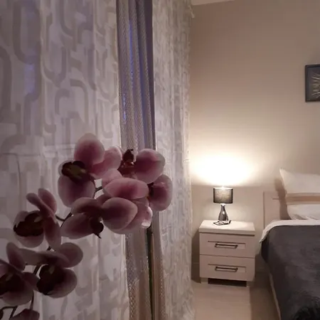 Apartament Vena *