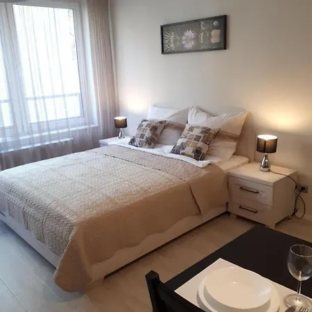 Apartament Vena *