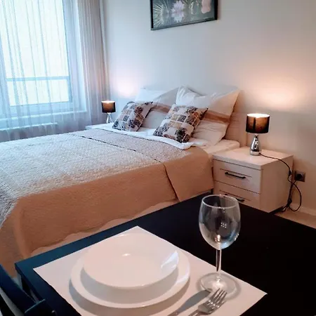 Apartament Vena *